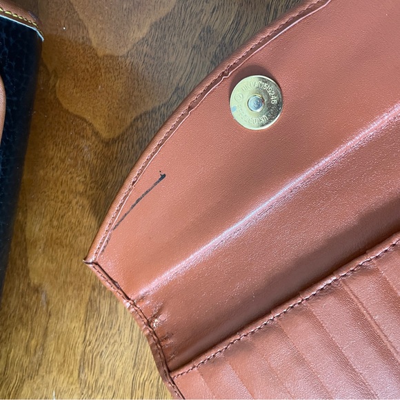 Vintage Dooney and Bourke Bag and Wallet - Picture 5 of 12